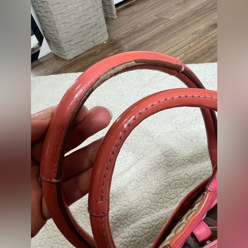 Coach flower design purse - Picture 8 of 12